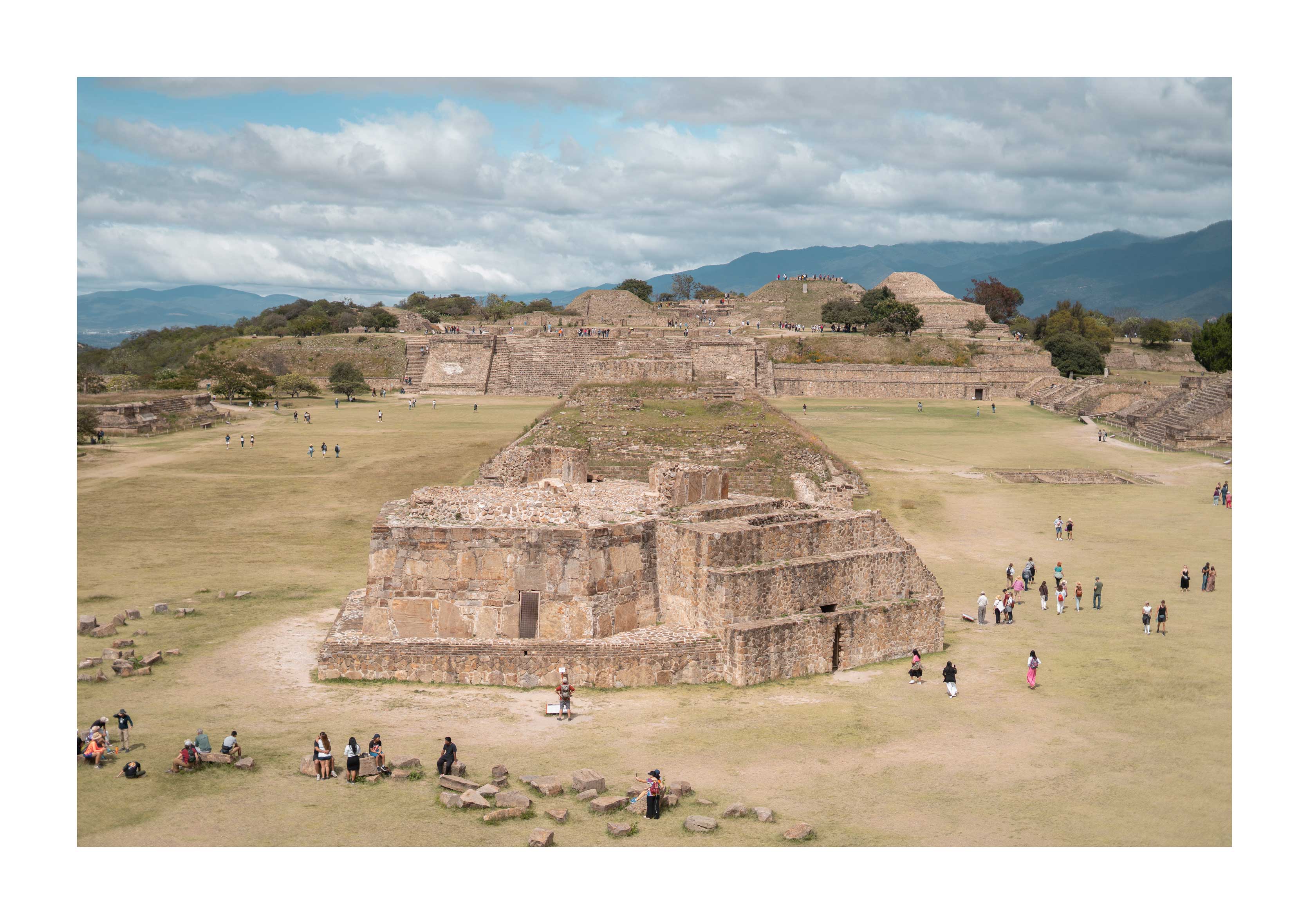 06 “Monte Alban” stampa d'autore di Virginia Zoli